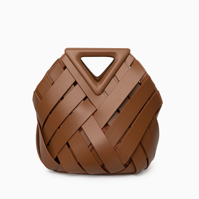 Well Tailored Bag with a Graceful Silhouette