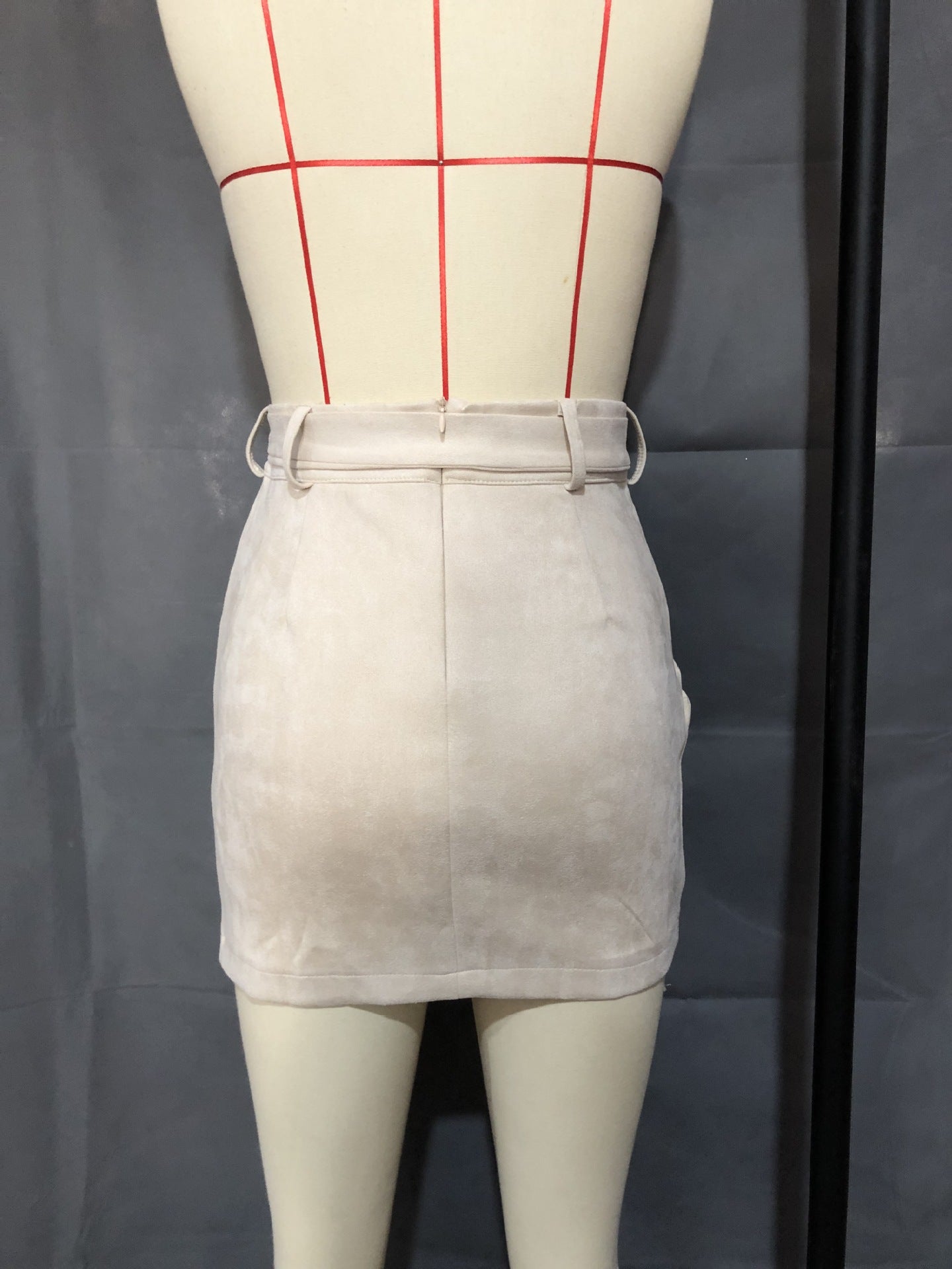 Well Tailored Garment with a Graceful Silhouette