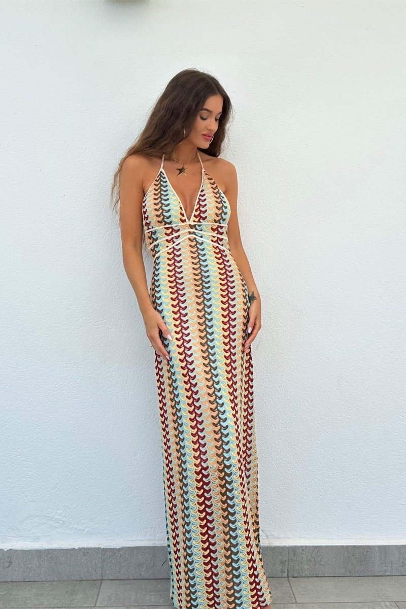 Classic Vintage & Enduringly Stylish Dress