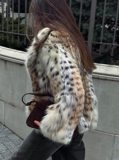 Elegantly Styled Jacket for Everyday Wear