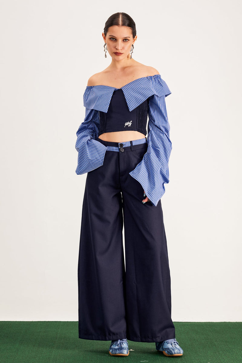 Sophisticated Pants with a Clean Classic Look