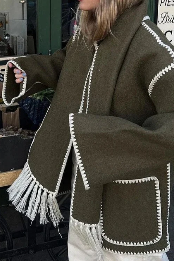 Effortlessly Elegant Coat with a Timeless Design