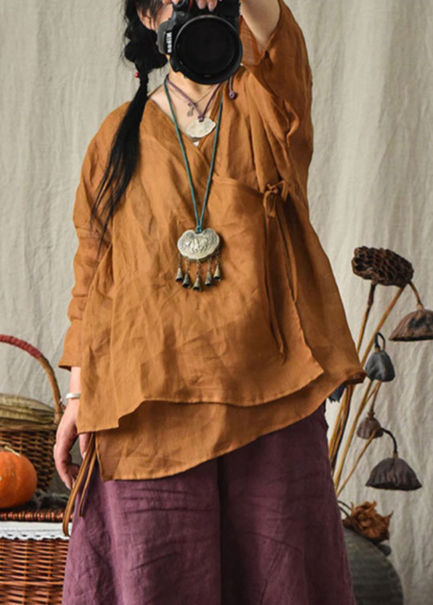 Classic Vintage Blouse with a Flattering Fit