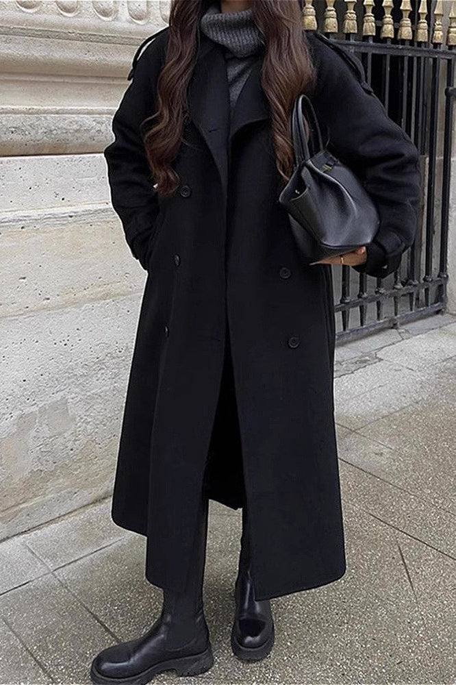 Gracefully Styled Coat for Any Occasion