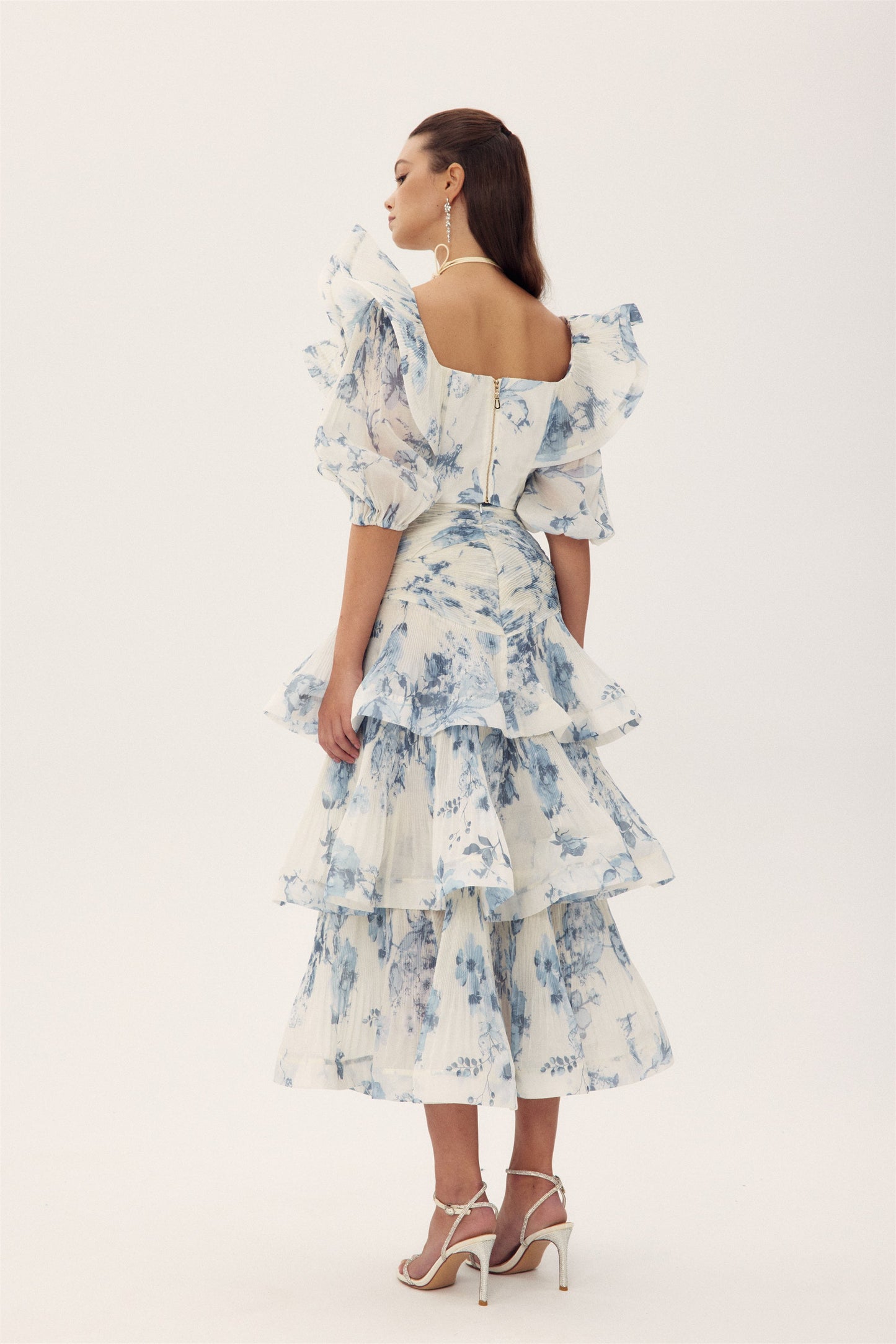 Beautifully Finished Garment in a Timeless Design