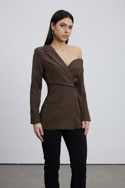 Polished Garment with an Effortless Classic Look