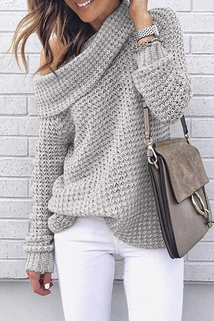 Effortlessly Elegant Top with a Timeless Design
