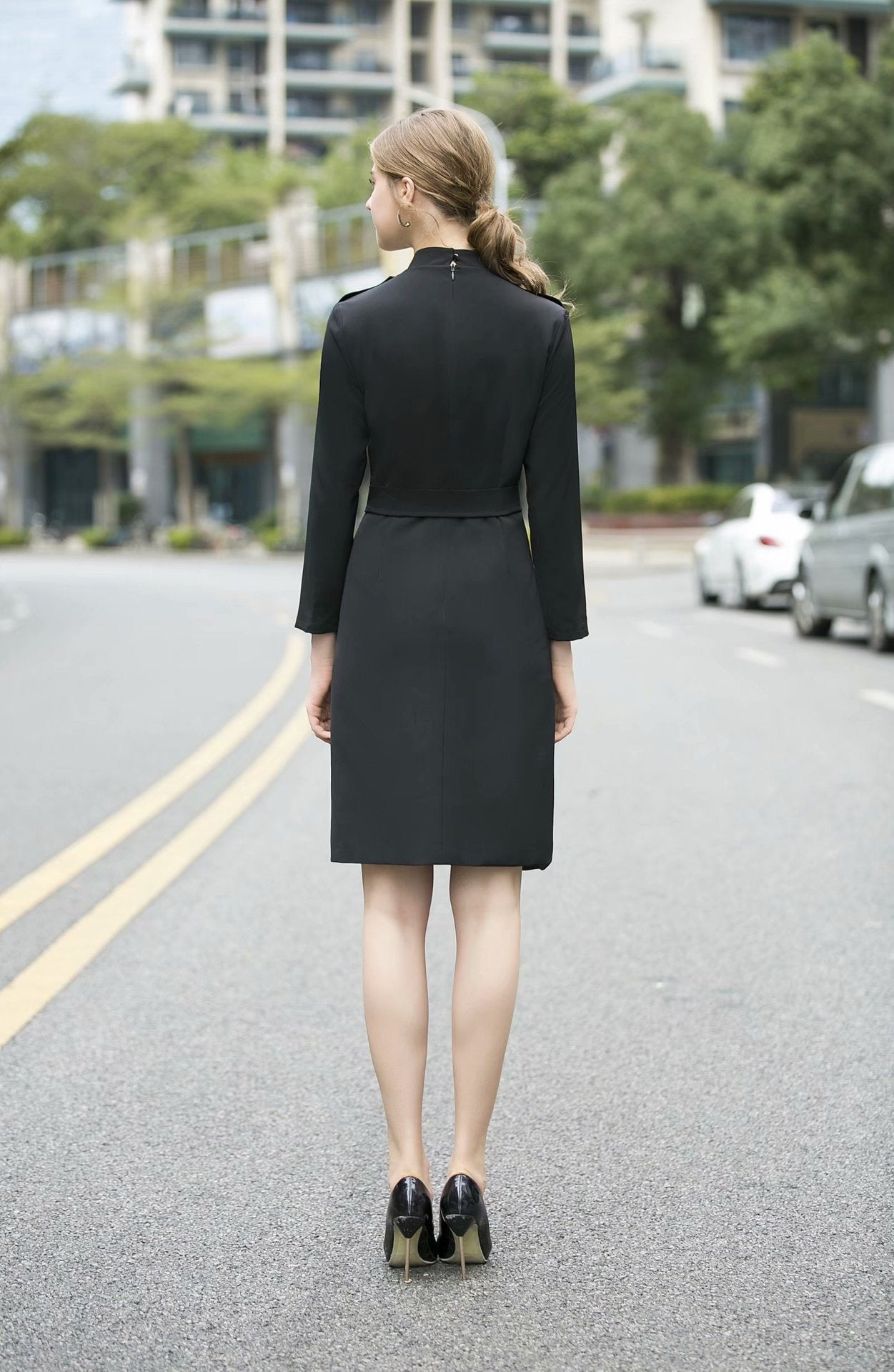 Classic Vintage Dress with a Flattering Fit