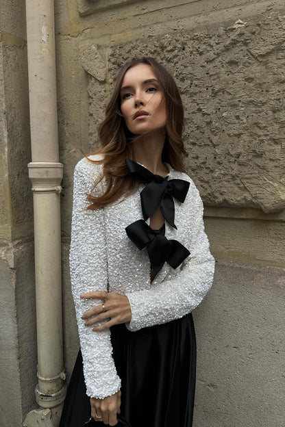 Effortlessly Elegant Jacket with a Timeless Design