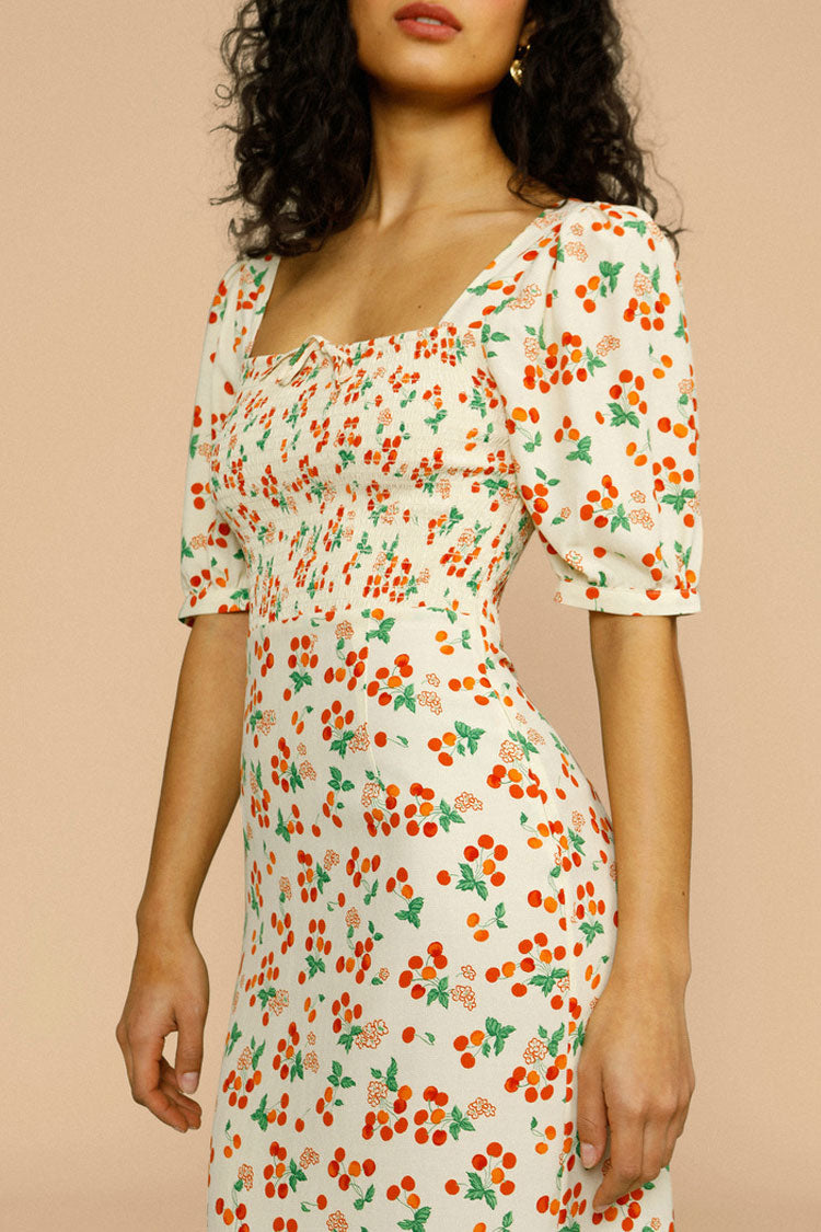 Classic Vintage Dress with a Flattering Fit