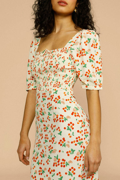 Classic Vintage Dress with a Flattering Fit