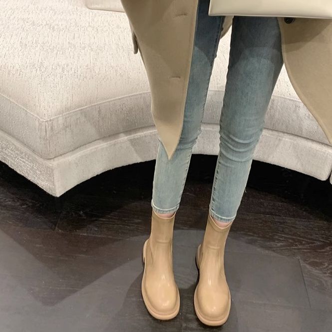 Classic Vintage Boots with a Flattering Fit