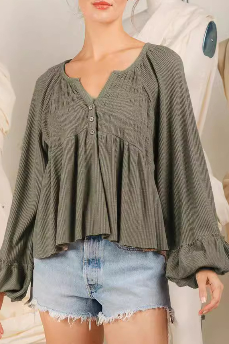 Polished Top with an Effortless Classic Look