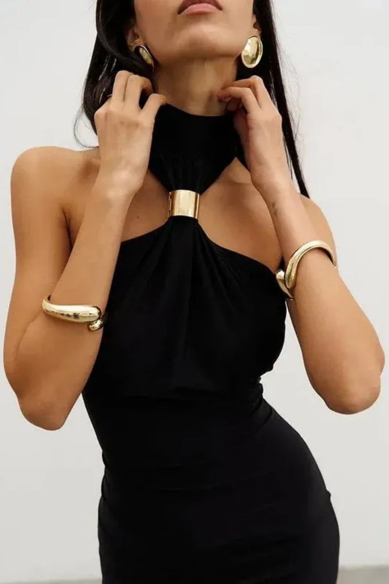 Effortlessly Elegant Dress with a Timeless Design