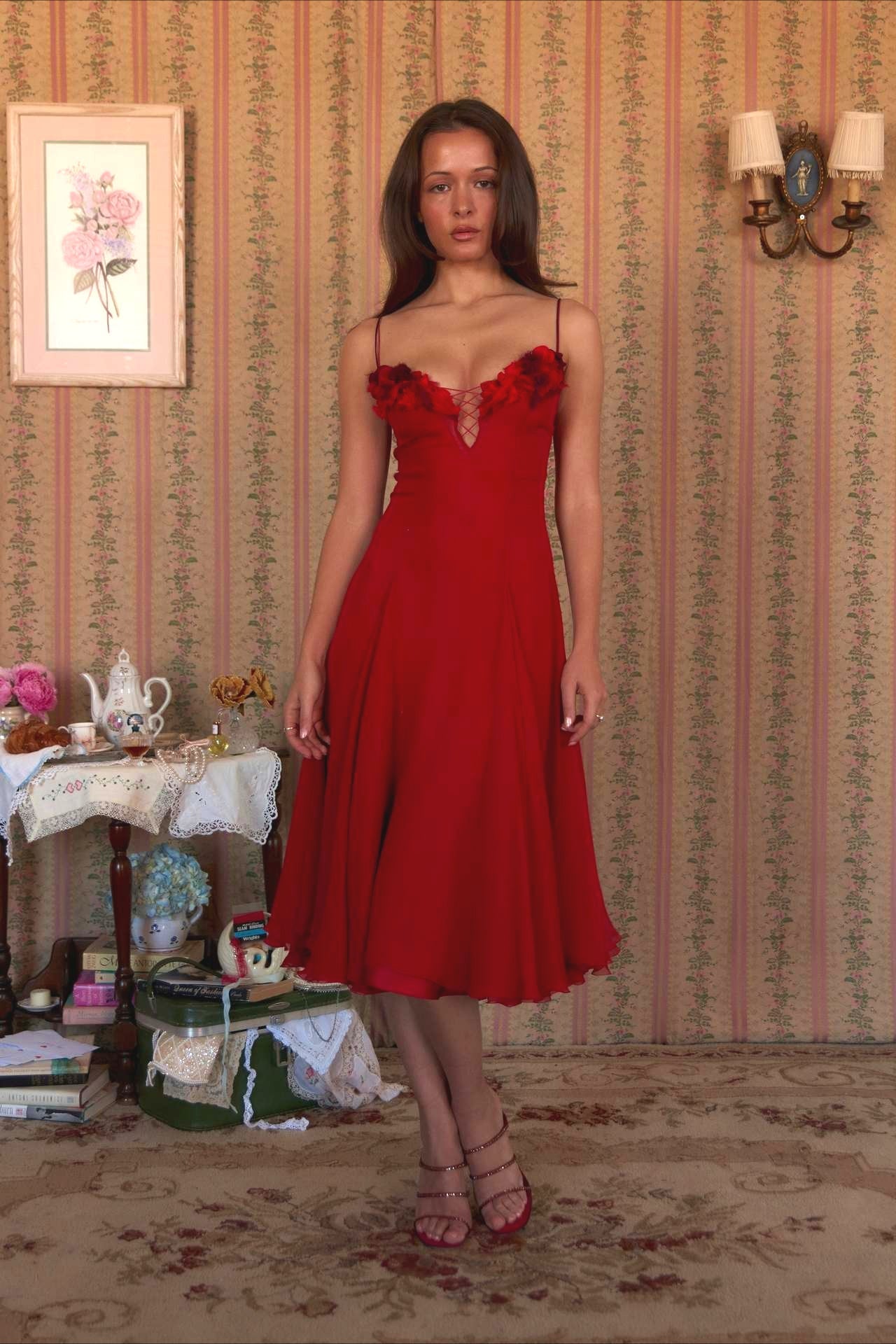 Gracefully Styled Dress for Any Occasion