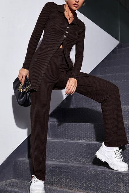 Effortlessly Elegant Garment with a Timeless Design