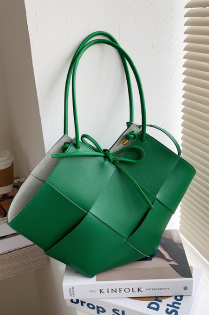 Beautifully Crafted Bag in a Classic Style