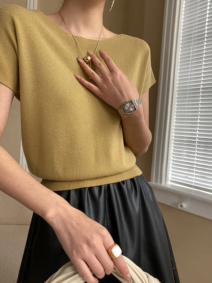 A Vintage Style Pullover with Delicate Timeless Details