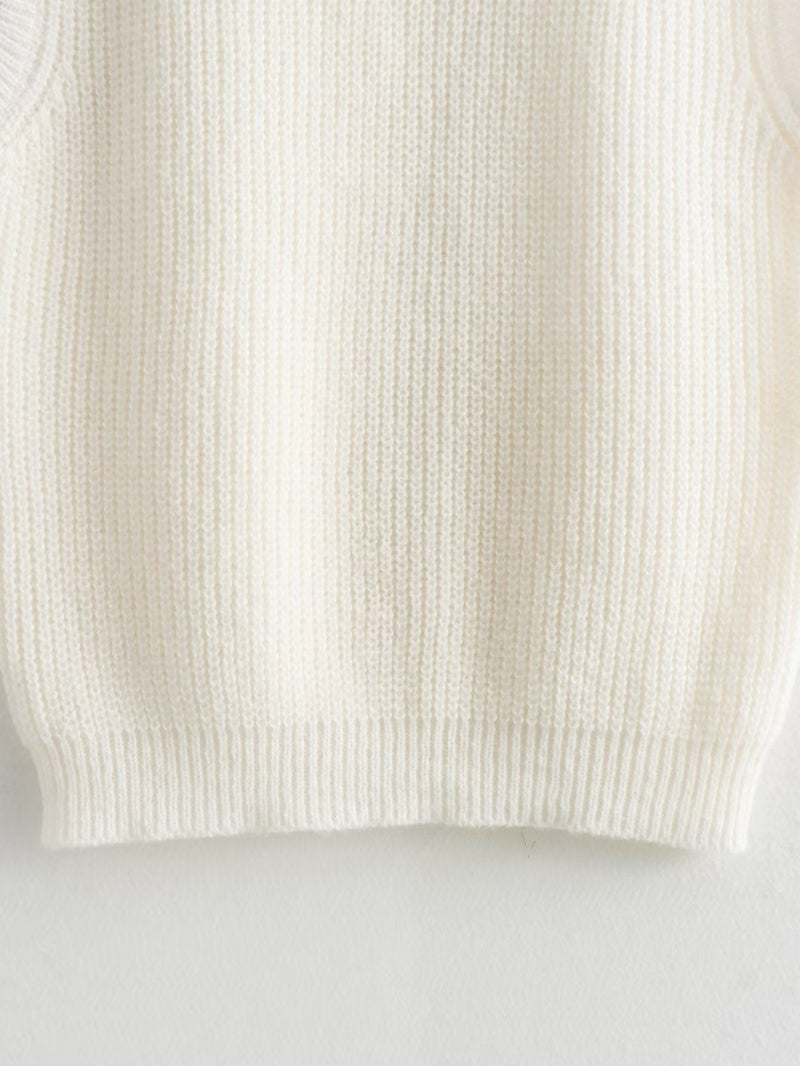 Sophisticated Sweater with a Clean Classic Look