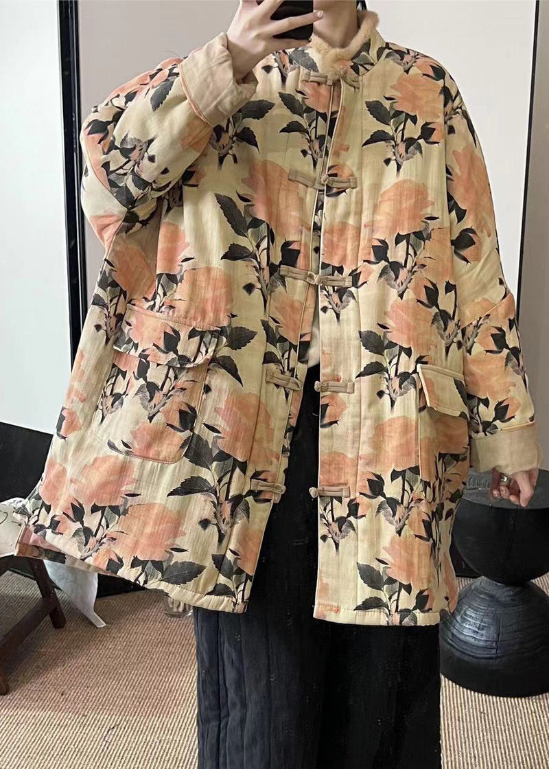 Beautifully Finished Coat in a Timeless Design
