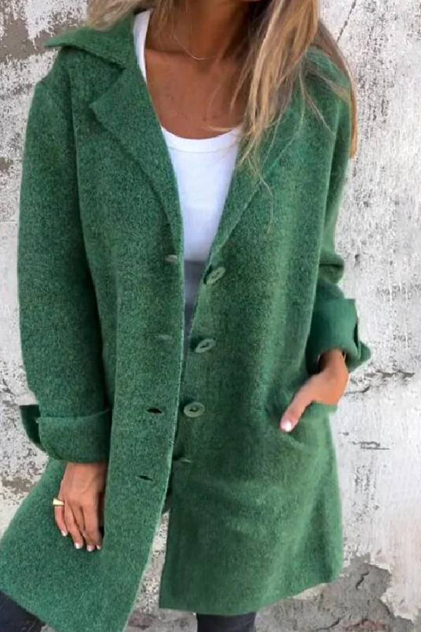 Beautifully Crafted Coat in a Classic Style
