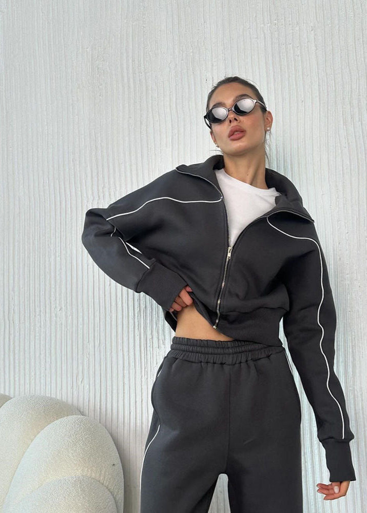 Beautifully Finished Pants in a Timeless Design