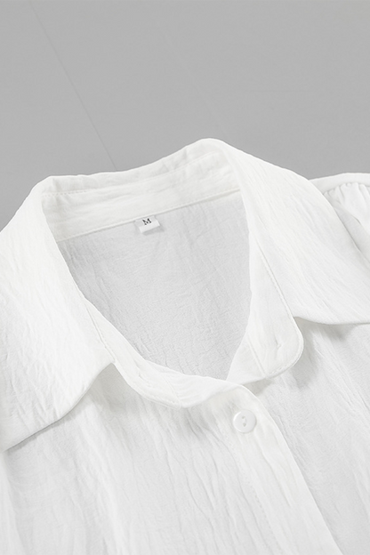 Well Tailored Blouse with a Graceful Silhouette