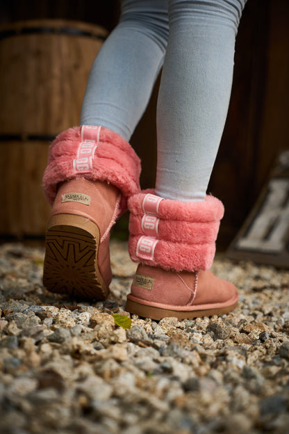 Beautifully Finished Boots in a Timeless Design