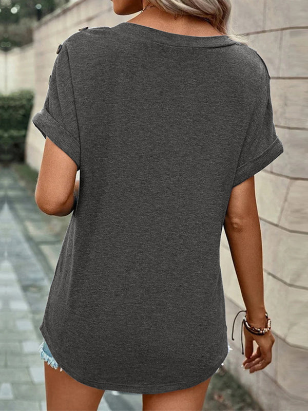 Beautifully Finished T-Shirt in a Timeless Design