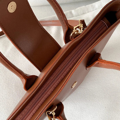 Sophisticated Bag with a Clean Classic Look
