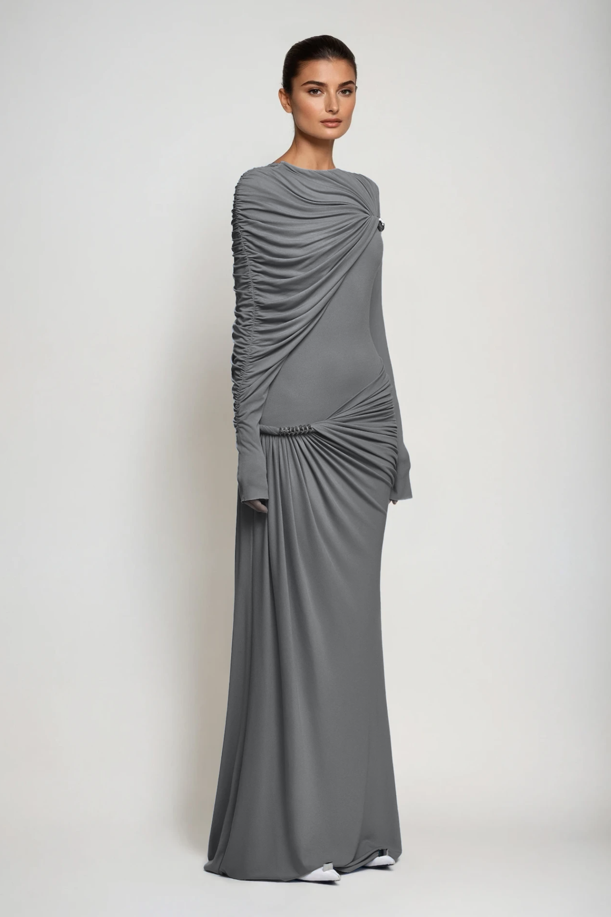 Effortlessly Elegant Dress with a Timeless Design