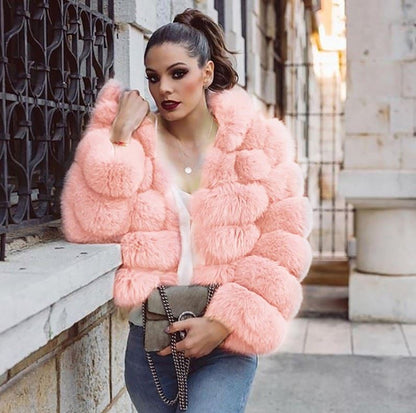 Beautifully Finished Coat in a Timeless Design