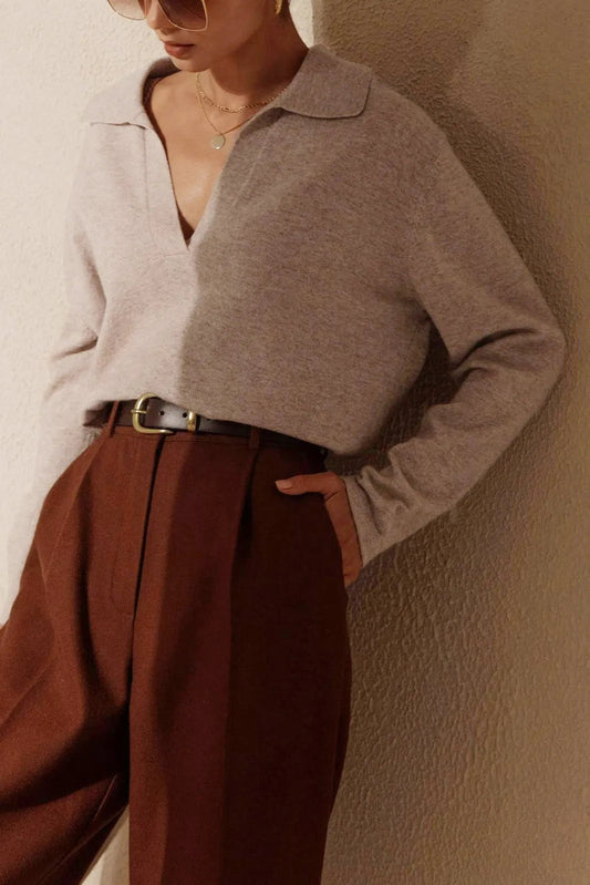 Classic Vintage Sweater with a Flattering Fit