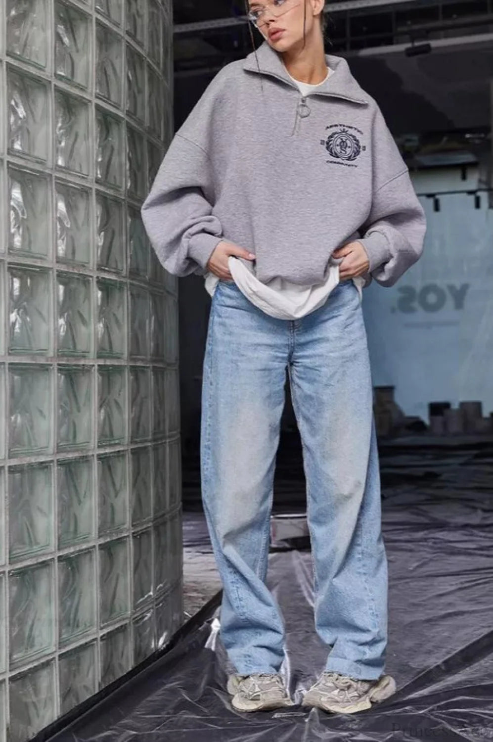 Classic Vintage Shirt with a Flattering Fit