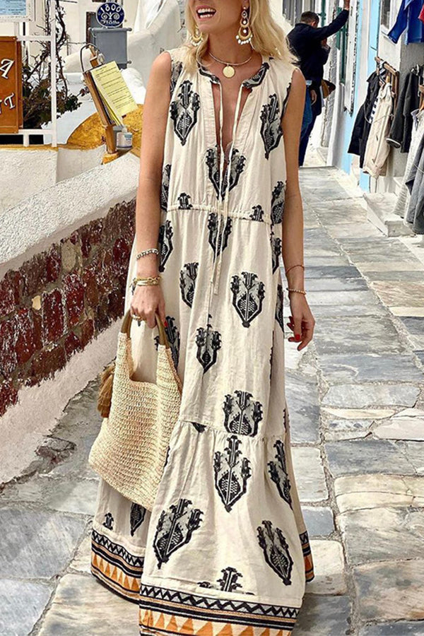 Classic Vintage & Enduringly Stylish Dress