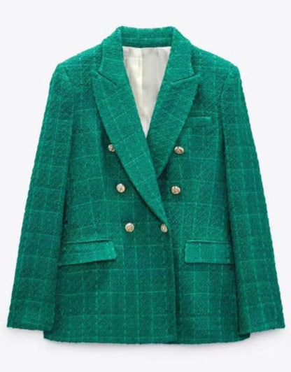 Gracefully Styled Garment for Any Occasion
