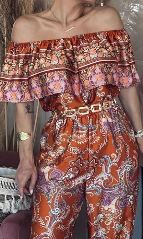 Elegantly Styled Garment for Everyday Wear