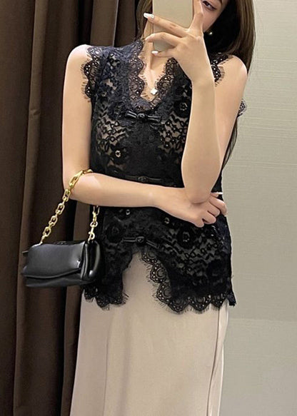 Sophisticated Garment with a Clean Classic Look