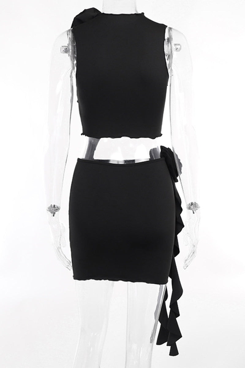 Sophisticated Garment with a Clean Classic Look