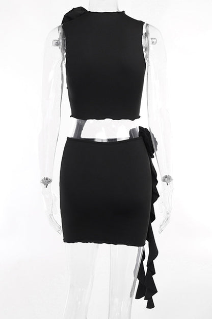 Sophisticated Garment with a Clean Classic Look