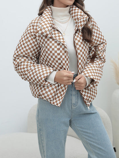Beautifully Finished Coat in a Timeless Design