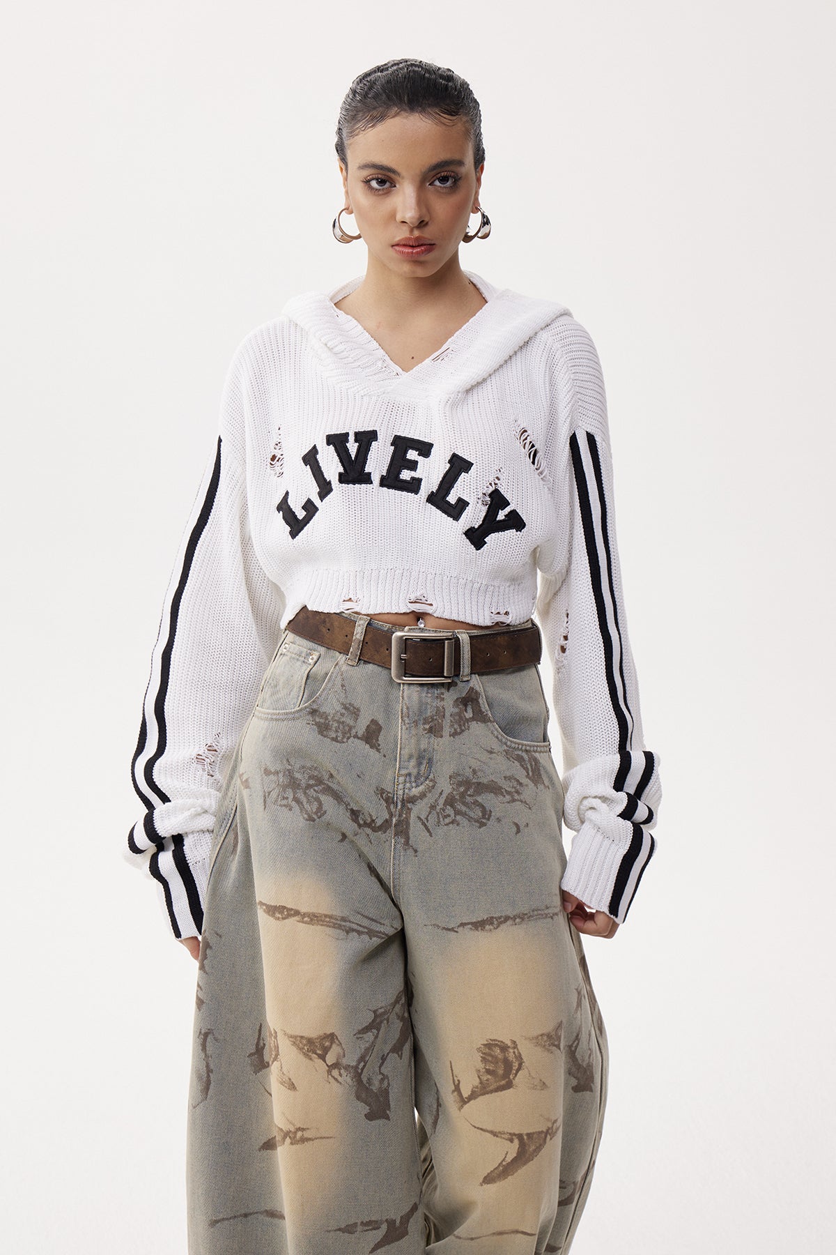 Beautifully Finished Top in a Timeless Design