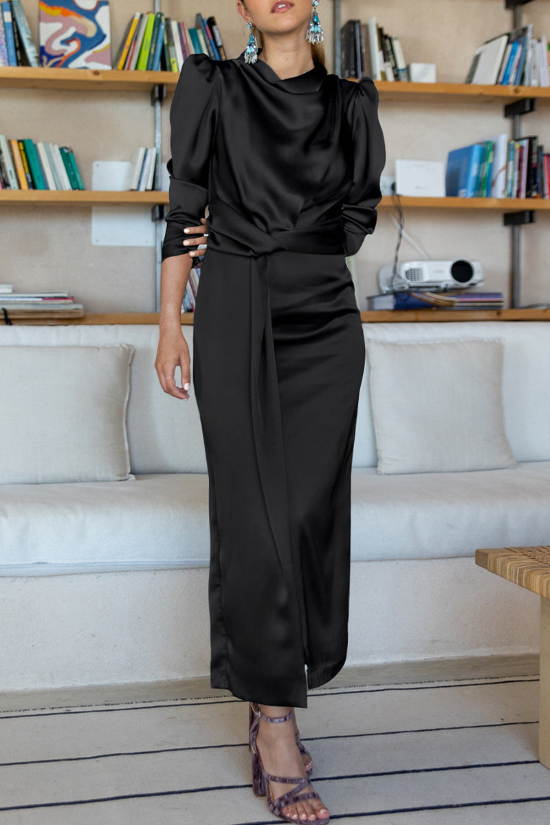 Beautifully Finished Dress in a Timeless Design