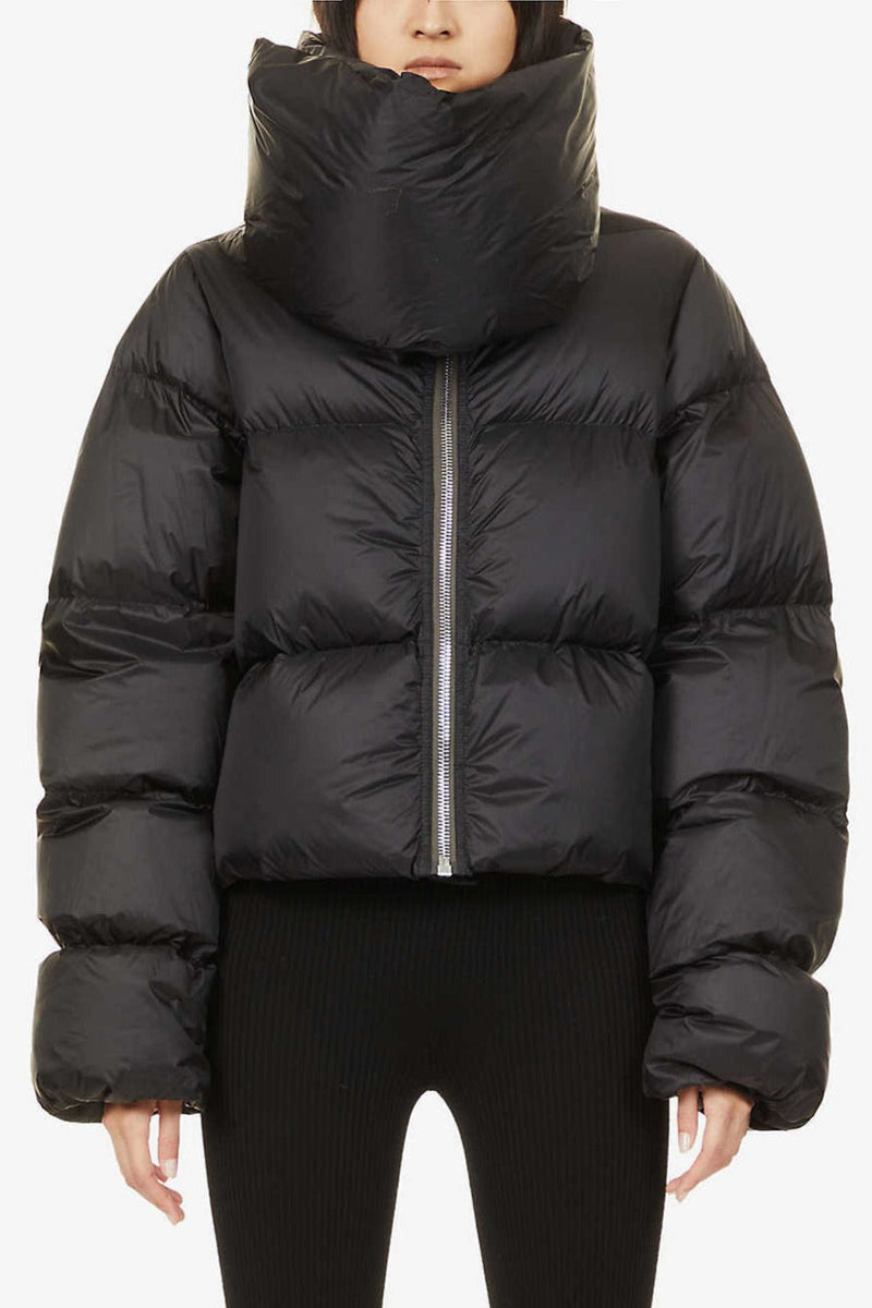 Effortlessly Elegant Jacket with a Timeless Design