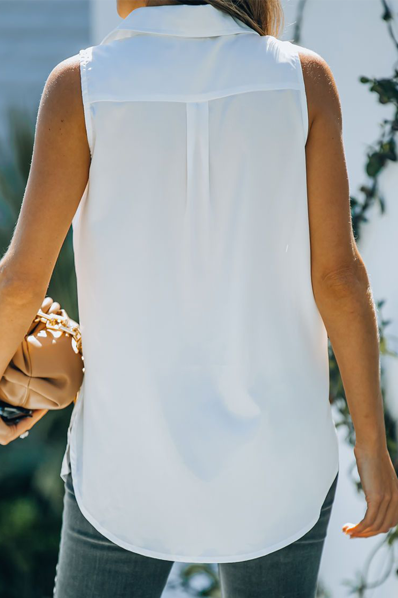 Classic Vintage Shirt with a Flattering Fit