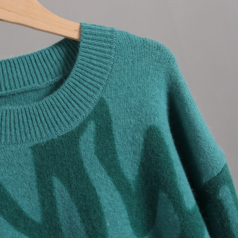 Elegantly Styled Sweater for Everyday Wear