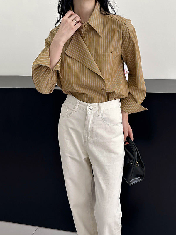 Sophisticated Blouse with a Clean Classic Look