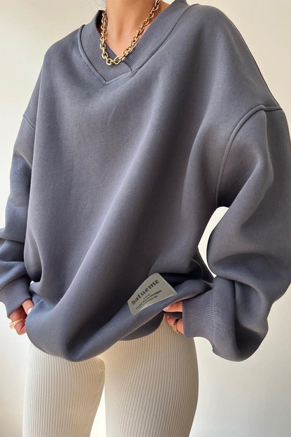 Effortlessly Elegant Garment with a Timeless Design