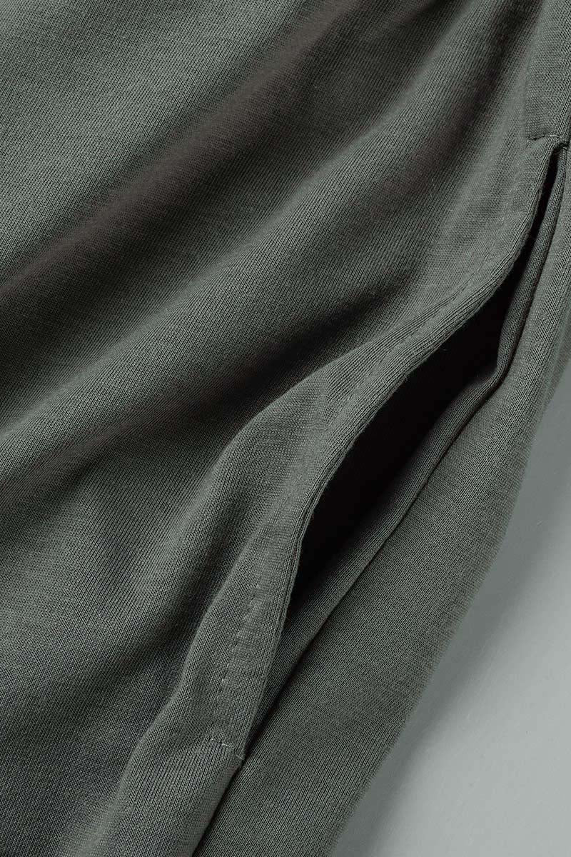 Effortlessly Elegant Garment with a Timeless Design