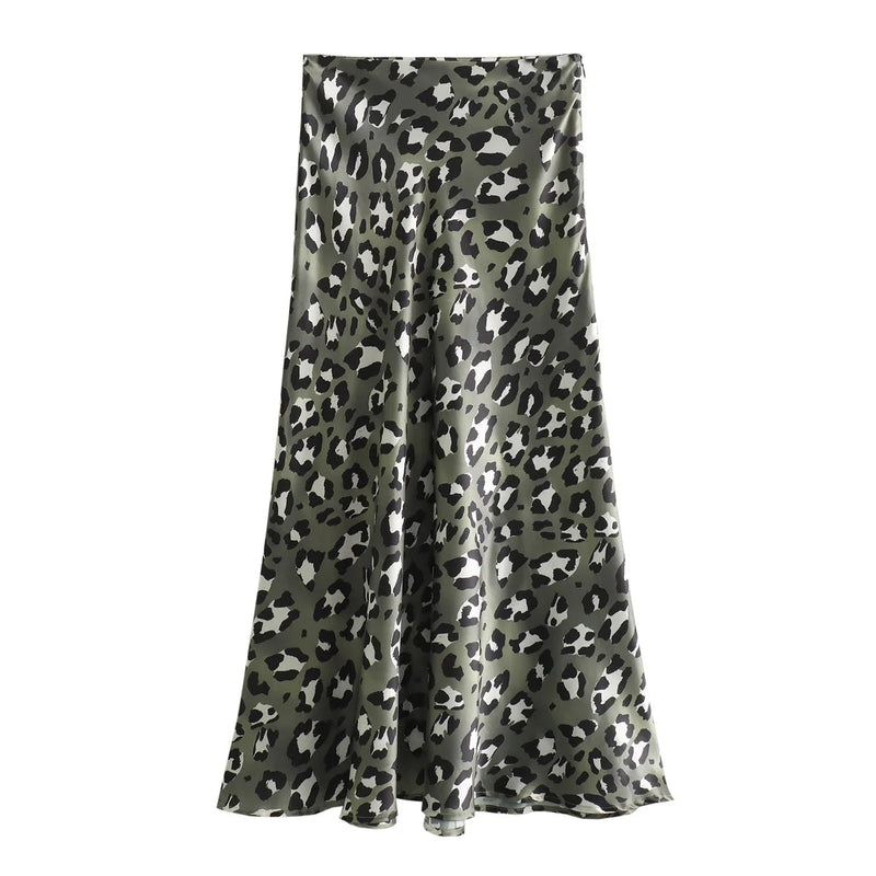 Classic Vintage Garment with a Flattering Fit
